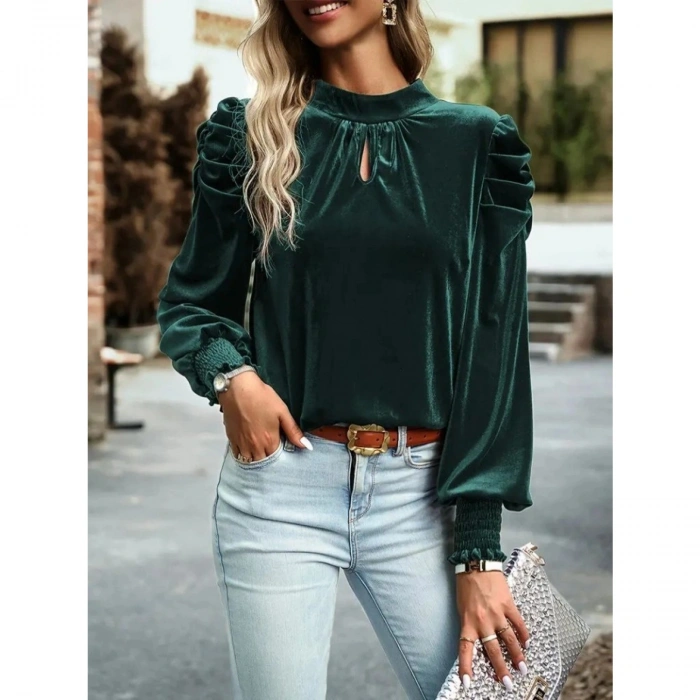 Kadın Uzun Kollu Balıkçı Yaka Damla Detaylı Kadife Bluz