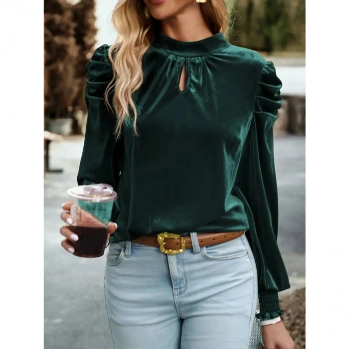 Kadın Uzun Kollu Balıkçı Yaka Damla Detaylı Kadife Bluz