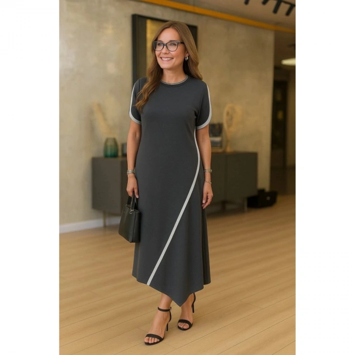 Kadın Kısa Kollu Bisiklet Yaka çift şerit Renk Detaylı Asimetrik Kesim Viskon Iki Iplik Elbise