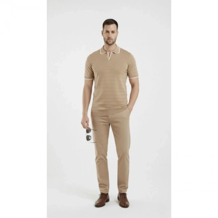 Erkek Triko Kumaş Yakalı Düğmesiz Açık Yaka Fitilli Kısa Kollu Regular Fit Tişört T-shirt - Bej