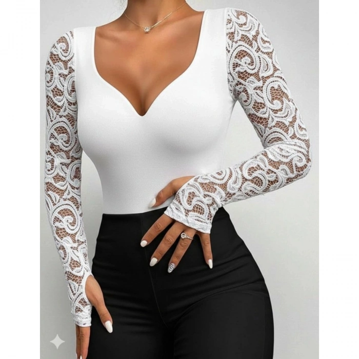 Kadın Uzun Kollu Dantelli Dekolte Detaylı Dalgıç Bluz