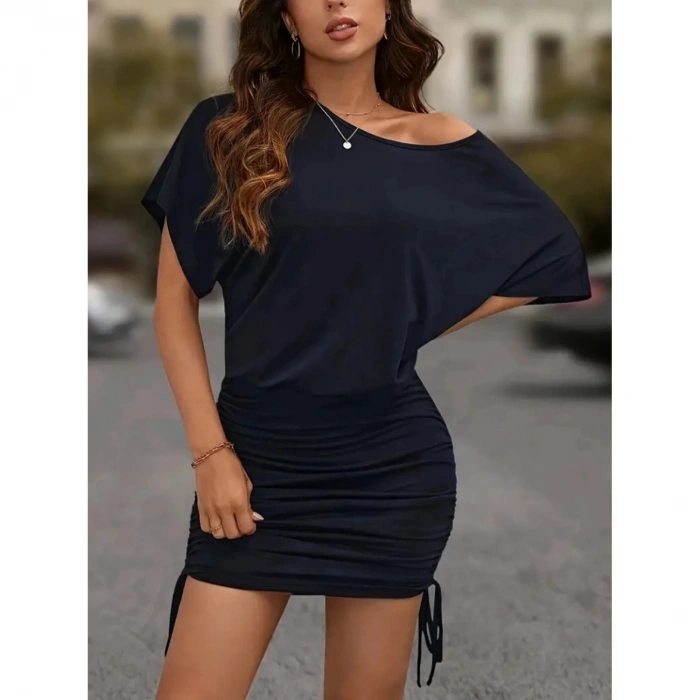 Kadın Kısa Kollu Bisiklet Yaka Yanlardan Büzgülü Kısa Viskon Elbise