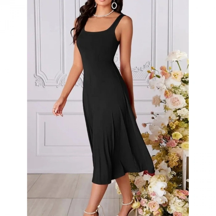 Kadın Askılı Geometrik Yakalı Geniş Kesim Detaylı Ithal Krep Elbise