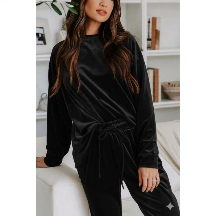 Kadın Uzun Kollu Yuvarlak Yakalı Kadife Bluz Ve Pantolon Takım