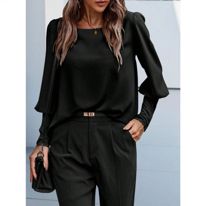 Kadın Uzun Kollu Yuvarlak Yakalı Düğmeli Ithal Krep Bluz