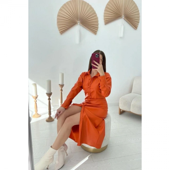 Pudra Boydan Düğmeli Deri Elbise