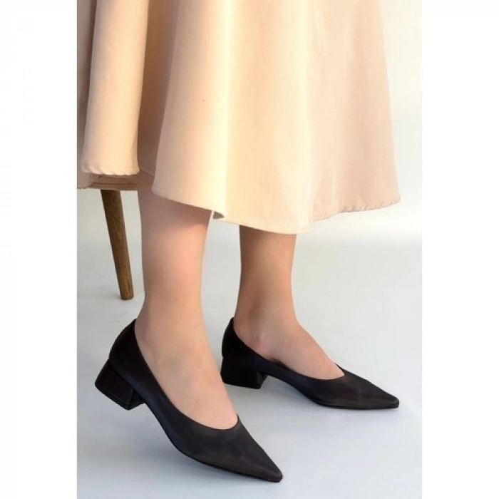 Erbilden Ferla Acı Kahve Cilt Topuklu Ayakkabı