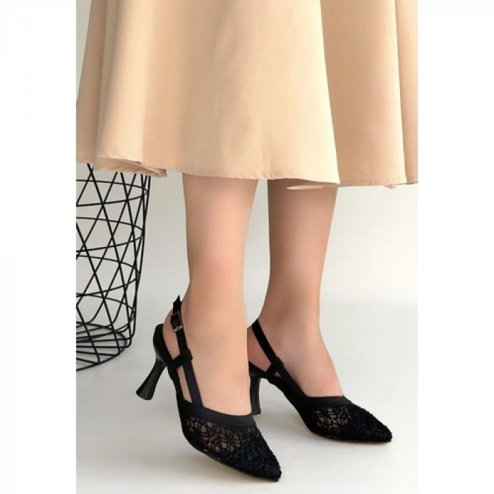 Erbilden Ceta Siyah Cilt Tül Detaylı Topuklu Ayakkabı