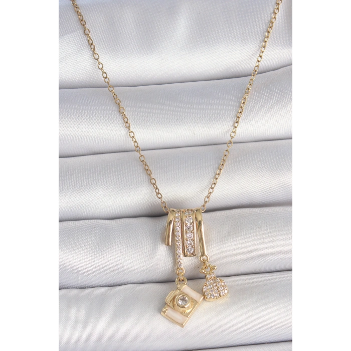 Erb 316L Çelik Gold Renk Zirkon Taşlı Sallantı Fotoğraf Makinası Figür Charm Kadın Kolye
