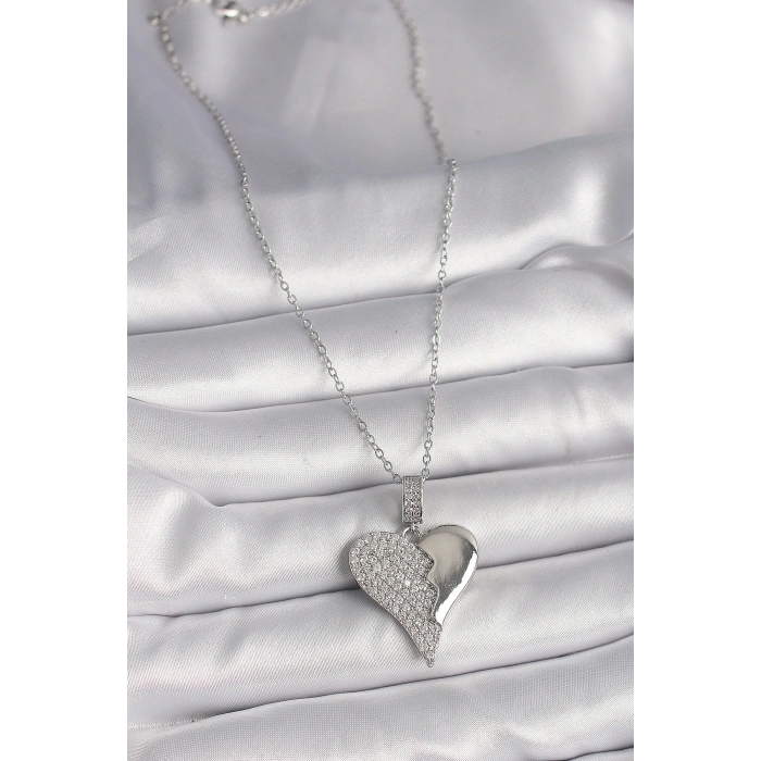 Erb 316L Çelik Gümüş Renk Zincir Zirkon Taşlı Kırık Kalp Model Kadın Kolye