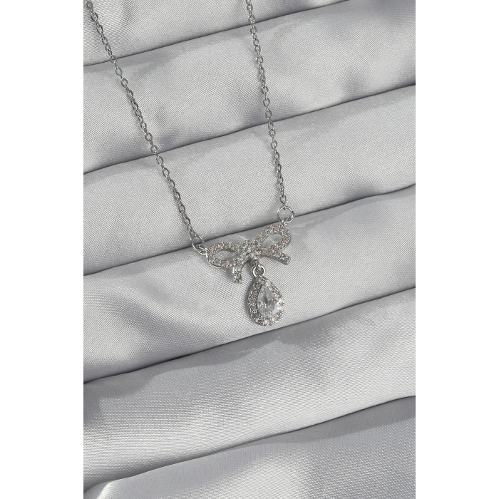 Erb 316L Çelik Gümüş Renk Zirkon Taşlı Fiyonk Detay Damla Kolye