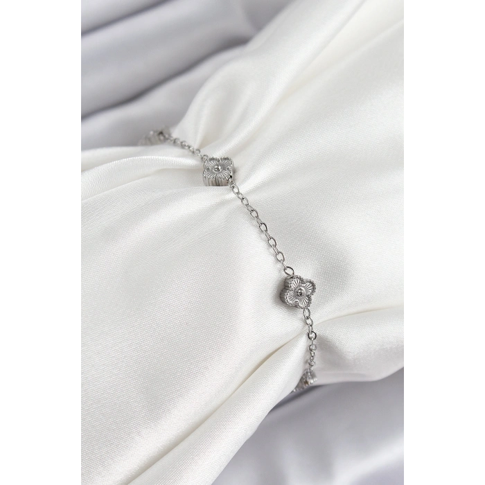 Erb 316L Çelik Yonca Model Gümüş Renk Kadın Bileklik