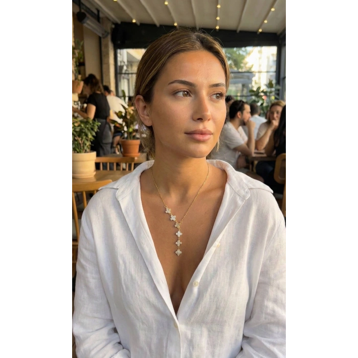 Erb 316L Çelik Zincir Gold Renk Yonca Model Kadın Kolye