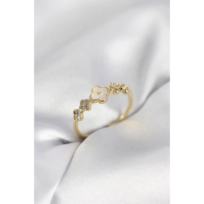 Erb Gold Renk Minimal Yonca Ve Zirkon Taşlı Kadın Yüzük