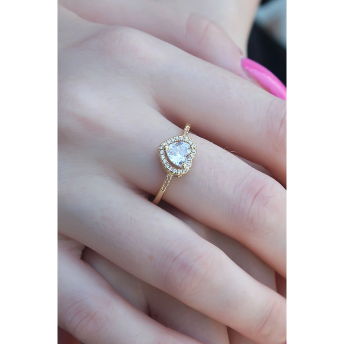 Erb Gold Renk Zirkon Taşlı Kalp Model Charm Pirinç Kadın Yüzük
