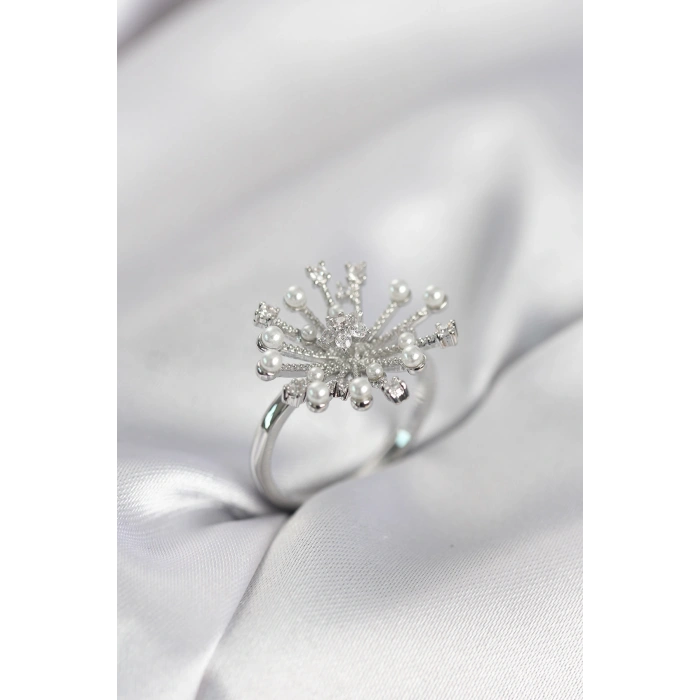 Erb Gümüş Renk Karahindiba Model Zirkon Taşlı Kadın Yüzük