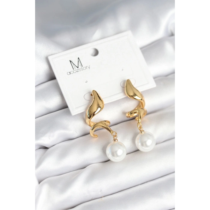 Erb Inci Detaylı Sarmal Model Gold Renk Pirinç Kadın Küpe