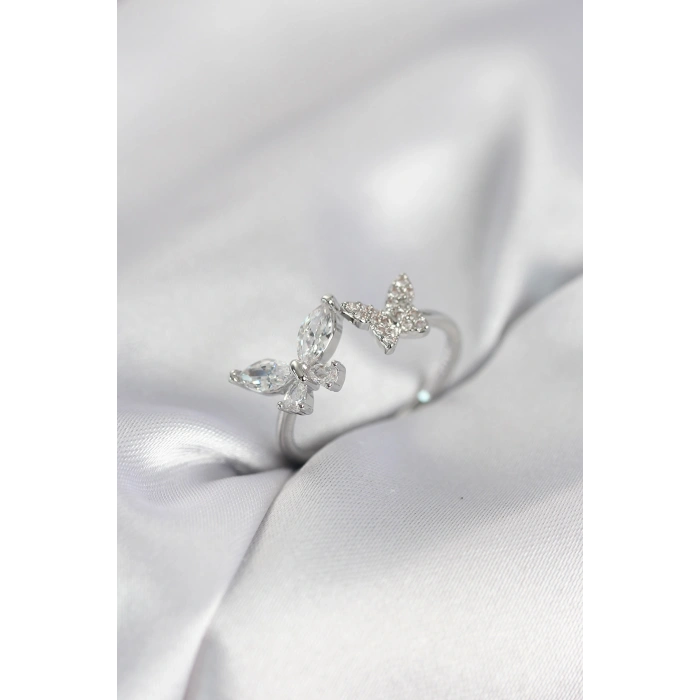 Erb Kelebek Model Zirkon Taşlı Gümüş Renk Kadın Yüzük