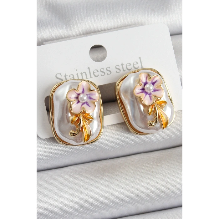 Erb Pirinç Beyaz Mineli İnci Detaylı Çiçek Figürlü Sanatsal Portre Model Gold Renk Kadın Küpe