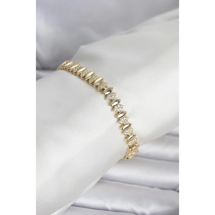 Erb Pirinç Gold Renk Arpa Model Kadın Bileklik