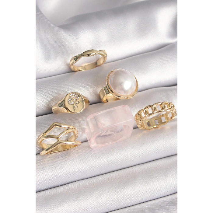 Erb Pirinç Gold Renk Beyaz İncili Zincir Yüzük Figür İşleme Detay 6'Lı Kadın Yüzük Seti