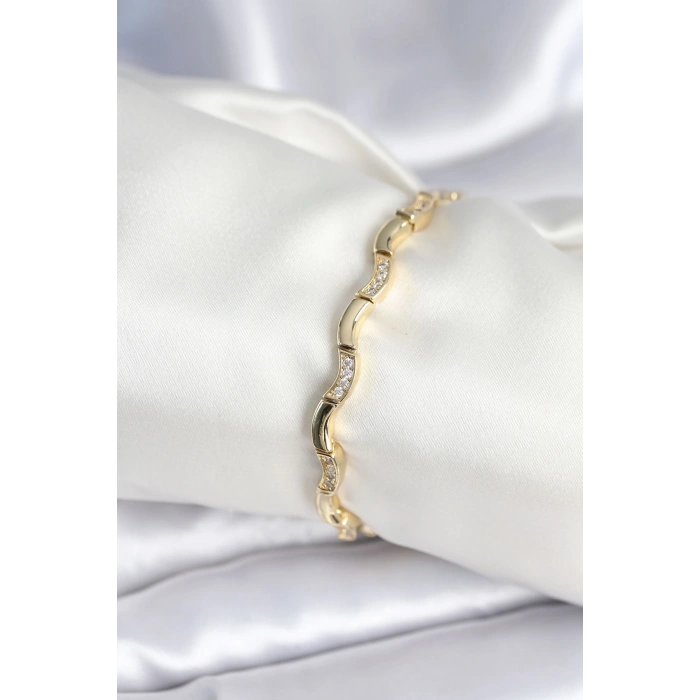 Erb Pirinç Gold Renk Dalgalı Model Kadın Bileklik