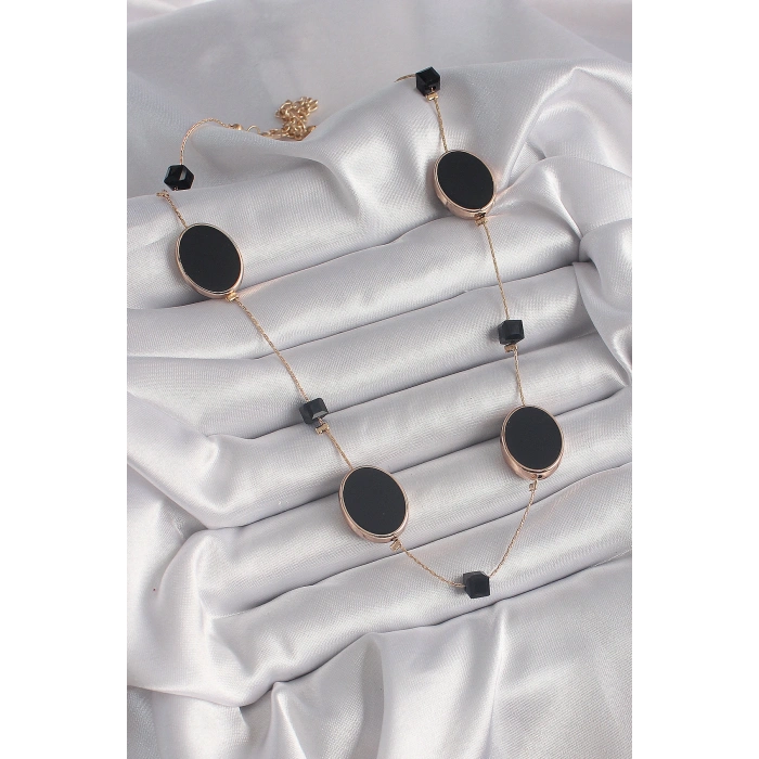 Erb Pirinç Gold Renk Siyah Renk Oval Siyah Küp Detay Kadın Kolye