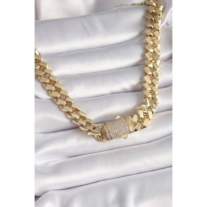 Erb Pirinç Gold Renk VIP Exclusive Seri Gurmet Model Kadın Kolye