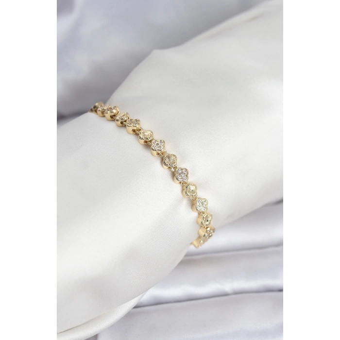 Erb Pirinç Gold Renk VIP Seri Sıralı Yonca Model Zirkon Taşlı Kadın Bileklik