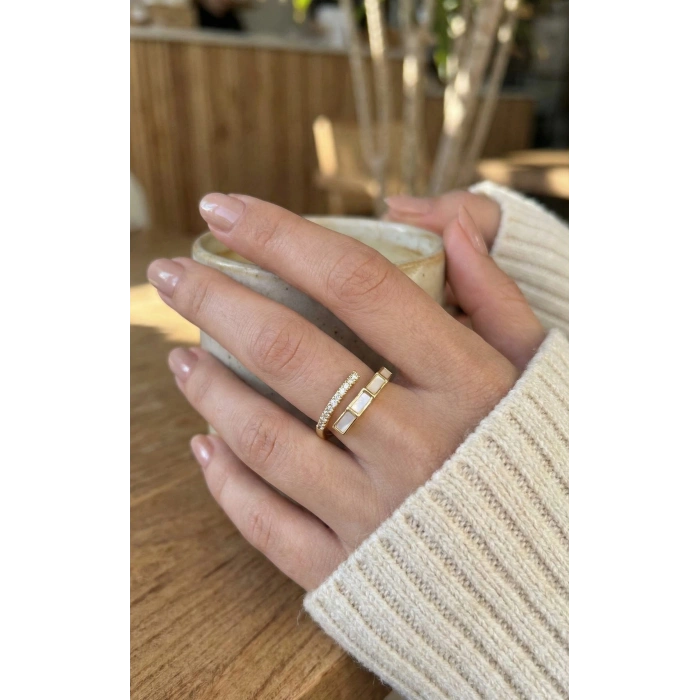 Erb Pirinç Gold Renk Zirkon Taş Detaylı Yılan Model Ayarlanabilir Yüzük