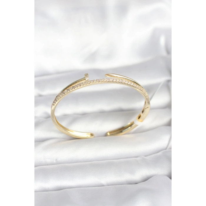 Erb Pirinç Gold Renk Zirkon Taşlı Çivi Model Kadın Kelepçe Bileklik