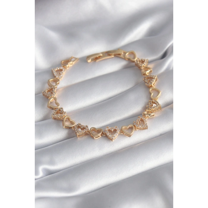 Erb Pirinç Gold Renk Zirkon Taşlı Kalp Model VIP Seri Kadın Bileklik
