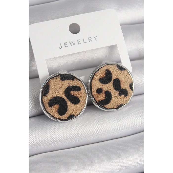 Erb Pirinç Gümüş Renk Daire Plaka Model Leopar Desenli Kadın Küpe