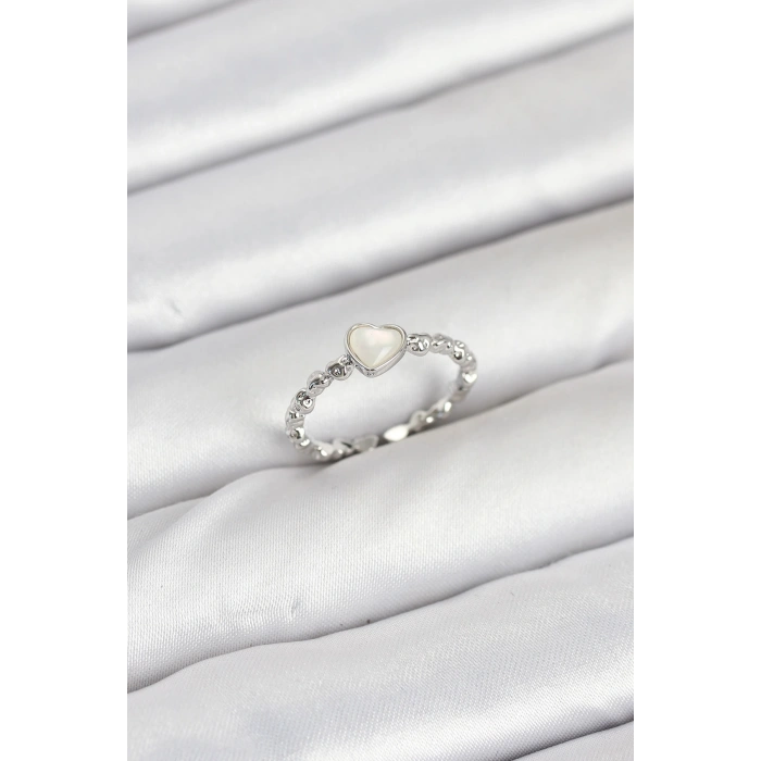 Erb Pirinç Gümüş Renk Kalpli Model Kadın Yüzük