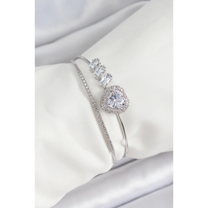 Erb Pirinç Gümüş Renk Kalpli Zirkon Taşlı Kadın Bileklik