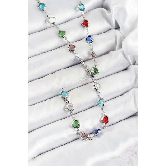 Erb Pirinç Gümüş Renk Karışık Renk Zirkon Taşlı Kalpli Y Kadın Kolye