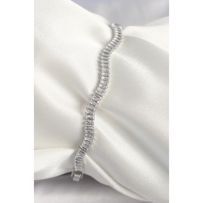 Erb Pirinç Gümüş Renk Su Yolu Zirkon Taşlı Model Kadın Bileklik