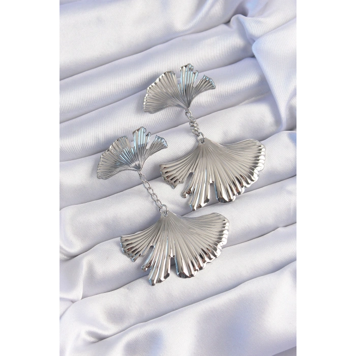 Erb Pirinç Gümüş Renk Tırtıklı Yaprak Model Sallantılı Küpe