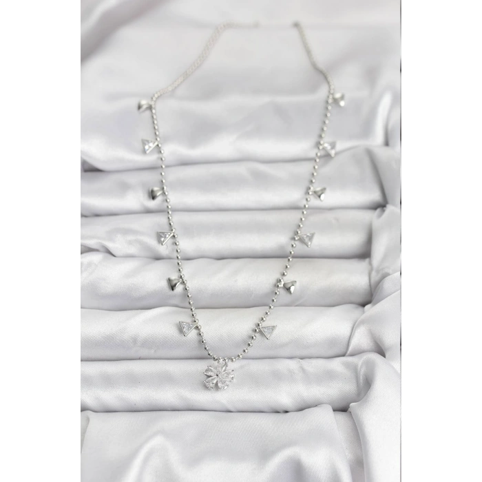 Erb Pirinç Gümüş Renk Zirkon Taşlı Çiçek Model Kadın Kolye