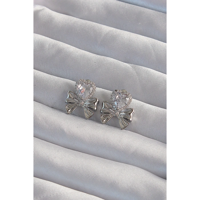 Erb Pirinç Gümüş Renk Zirkon Taşlı Kalp Model Fiyonk Küpe