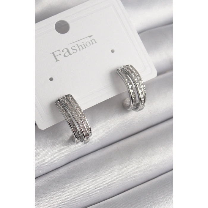 Erb Pirinç Gümüş Renk Zirkon Taşlı Yarım Halka Model Kadın Küpe