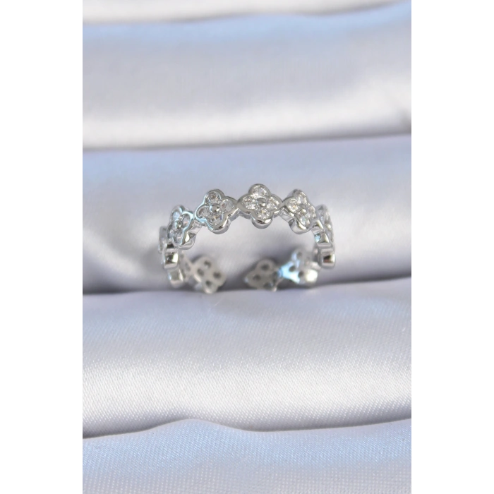 Erb Pirinç Gümüş Renk Zirkon Taşlı Yonca Model Kadın Yüzük