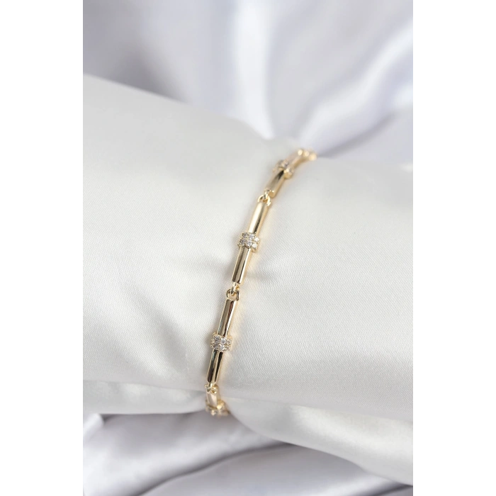 Erb Pirinç VIP Seri Gold Renk Parçalı Model Zirkon Taşlı Kadın Bileklik