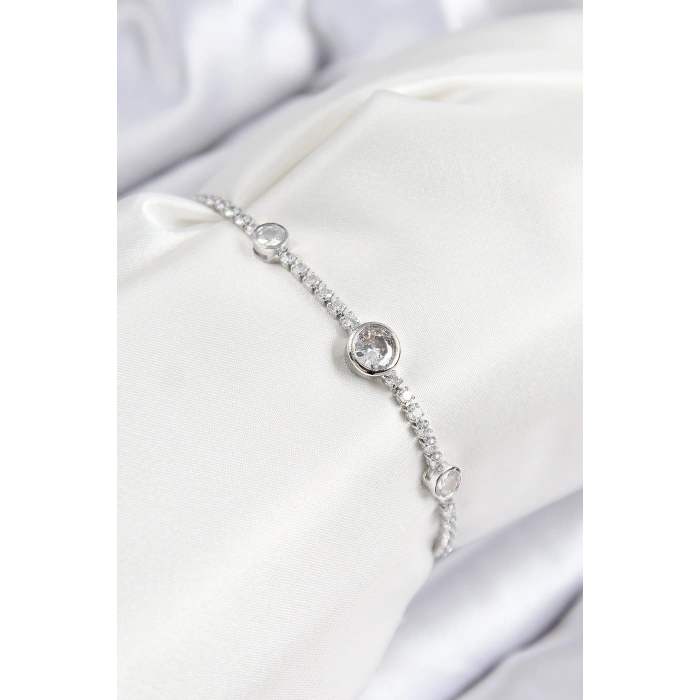 Erb Pirinç Zirkon Taşlı Daire Model Gümüş Renk Asansörlü Kadın Bileklik