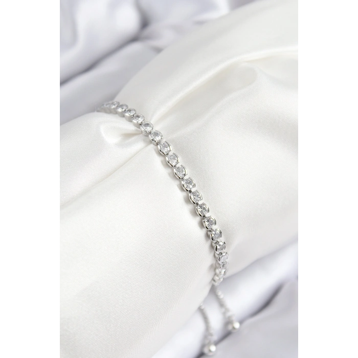 Erb Pirinç Zirkon Taşlı Sıralı Model Gümüş Renk Asansörlü Kadın Bileklik