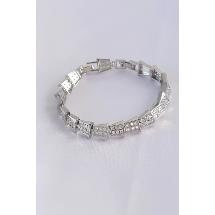 Erb Vip Seri Pirinç Zirkon Taşlı Gümüş Renk Geometrik Bileklik