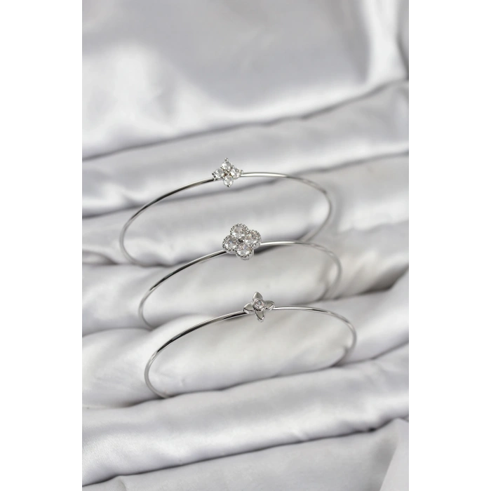 Erb Zirkon Taşlı Gümüş Renk Yonca Tasarım 3'lü Kadın Bileklik Kombini