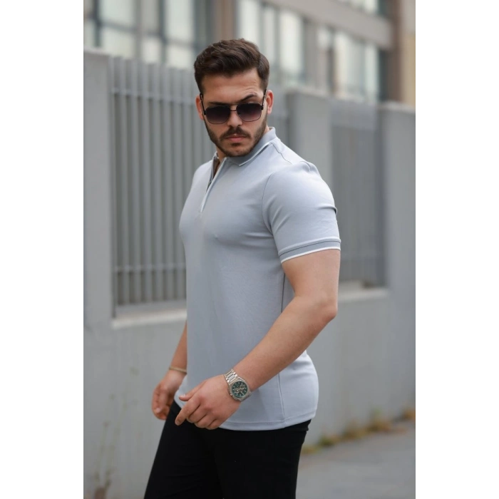 Erkek Fermuar Yakalı çizgi Detaylı Kısa Kollu Tişört