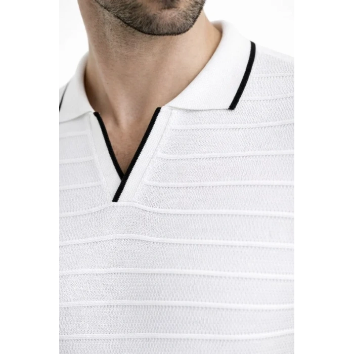 Erkek Triko Kumaş Yakalı Düğmesiz Açık Yaka Fitilli Kısa Kollu Regular Fit Tişört T-shirt - Beyaz