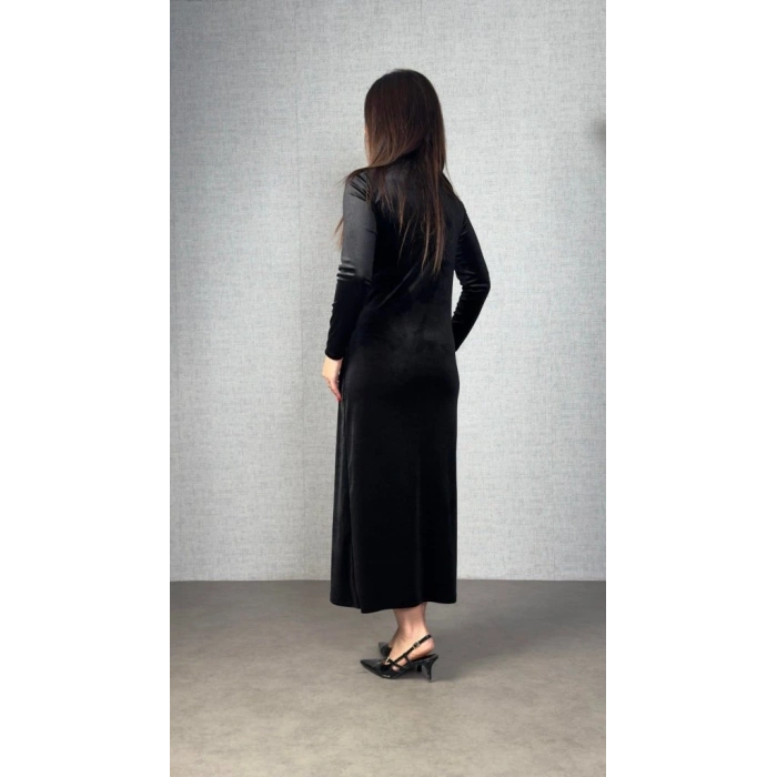 Kadı Uzun Kollu Omuzdan Büzgülü Yandan Taş Detaylı Uzun Kadife Elbise